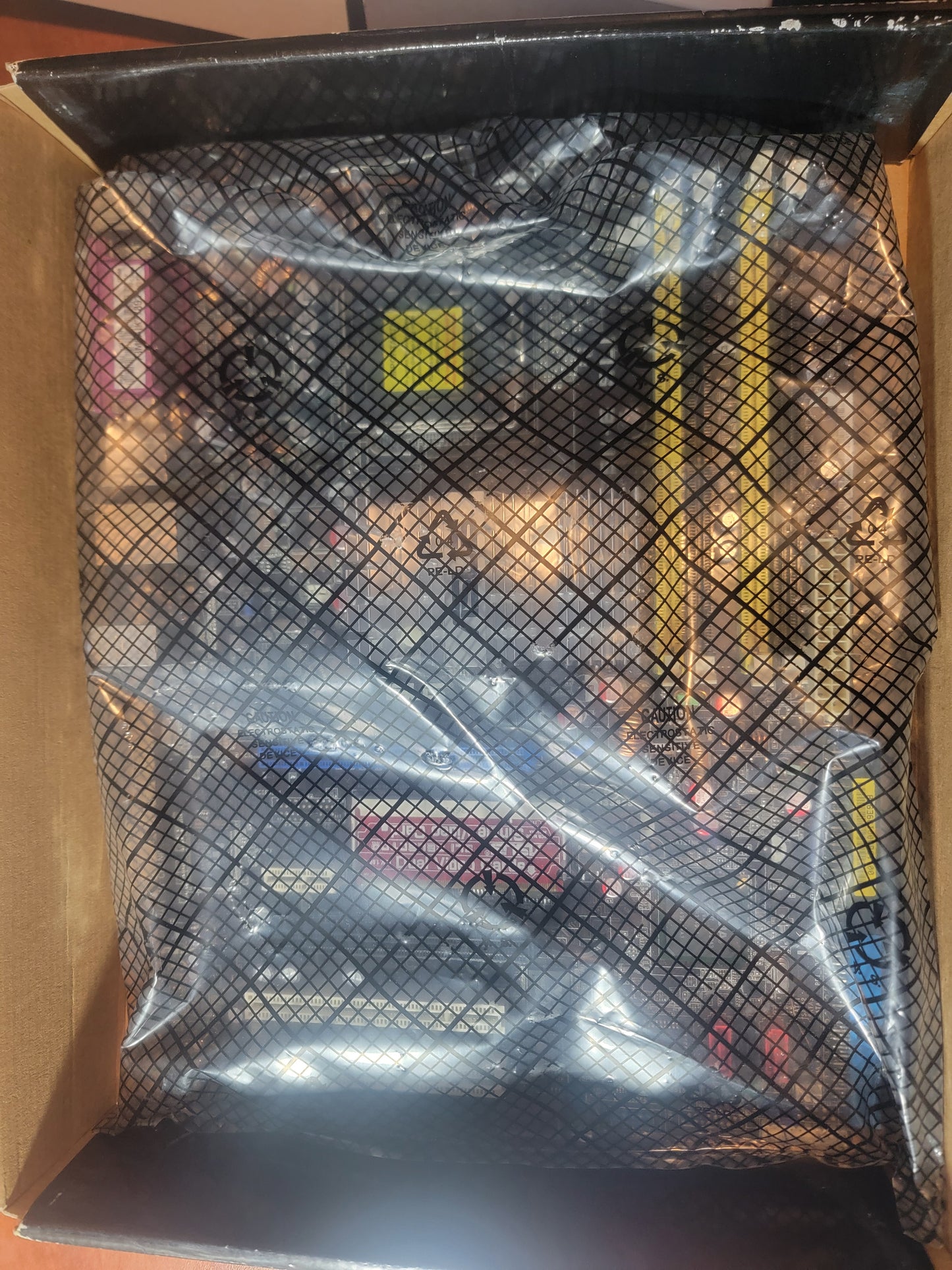 ASUS P5N32-E SLI AiLifestyle Series, LGA775 Socket, Intel Motherboard