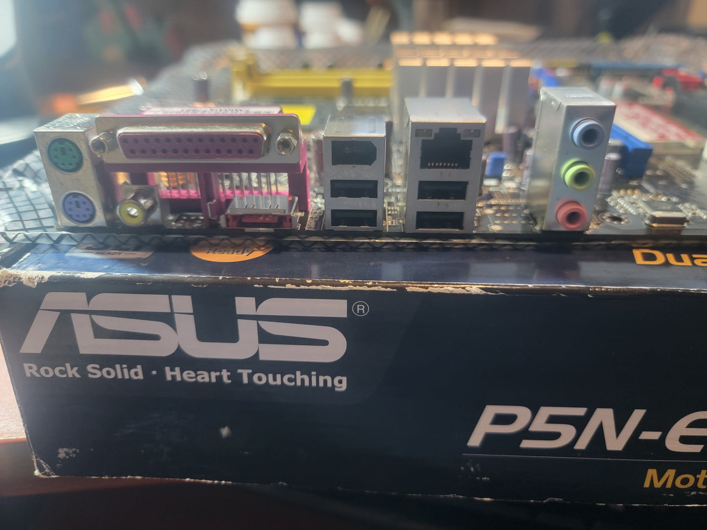 ASUS P5N32-E SLI AiLifestyle Series, LGA775 Socket, Intel Motherboard